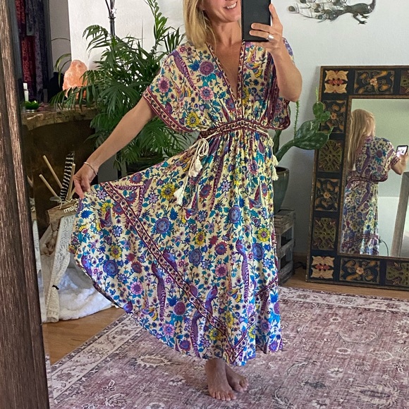 NEW Spell Inspired Lovebird Gown - Picture 15 of 16